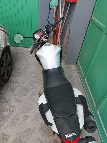 2#8099 Motociclo Yamaha YS125 in vendita - foto 5