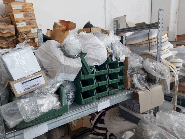 82#8109 Materie prime per il cucito e prodotti finiti in vendita - foto 11