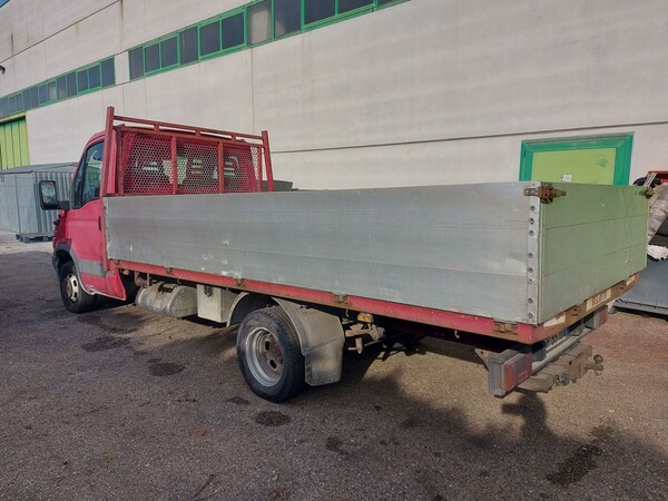 1#8110 Attrezzature meccaniche e Autocarro Iveco Daily in vendita - foto 13