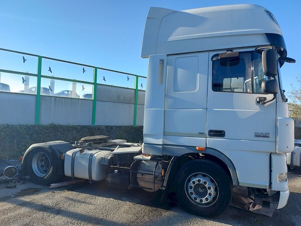 1#8112 Trattore stradale Daf XF 105.460 in vendita - foto 1