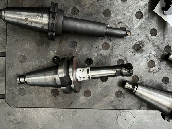4#8114 Utensili, fissatori, cubi e staffe per alesatrice Spirit 250KM23 e alesatrice Spirit 460 in vendita - foto 25