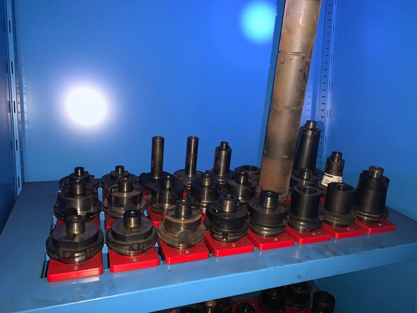5#8114 Carrelli portautensili con utensili e punte a cannone in vendita - foto 37