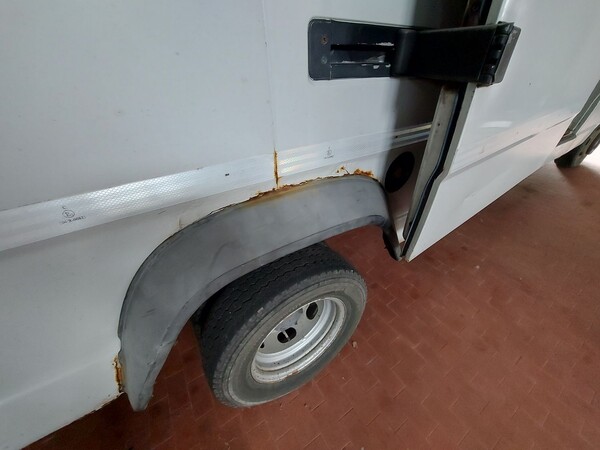 13#8115 Furgone Mercedes in vendita - foto 6