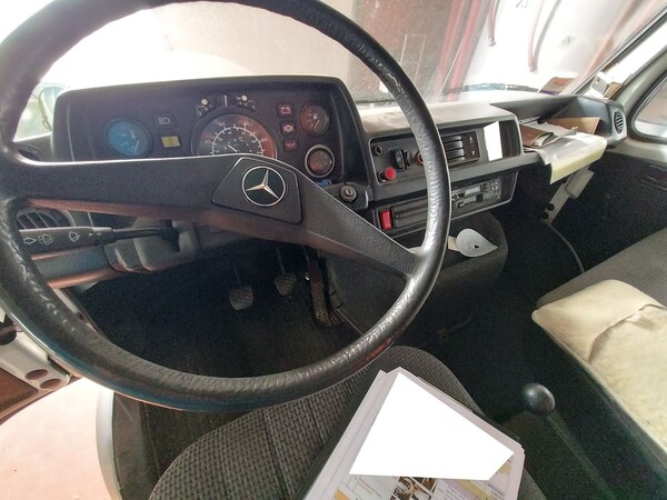 13#8115 Furgone Mercedes in vendita - foto 16