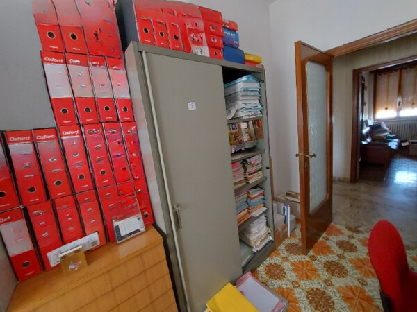 3#8115 Arredi per ufficio in vendita - foto 7