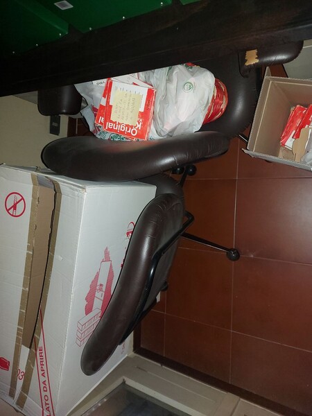 1#8116 Arredi e macchine elettroniche da ufficio in vendita - foto 12