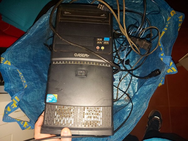 1#8116 Arredi e macchine elettroniche da ufficio in vendita - foto 28