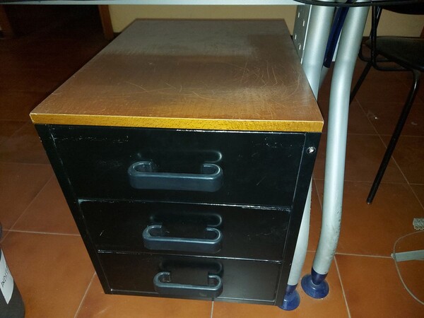 1#8116 Arredi e macchine elettroniche da ufficio in vendita - foto 43