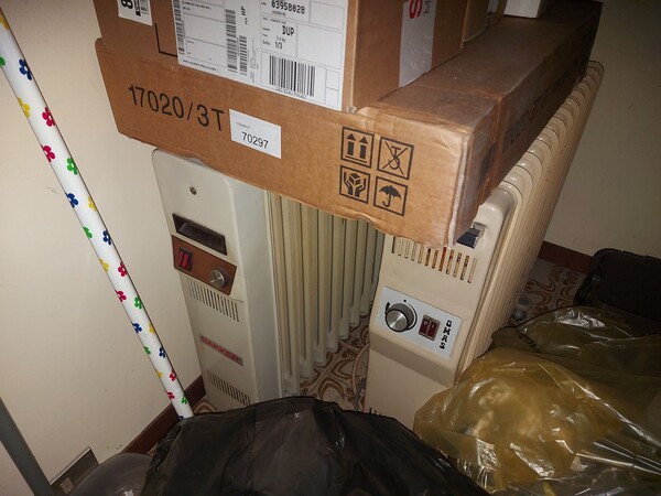 1#8116 Arredi e macchine elettroniche da ufficio in vendita - foto 55