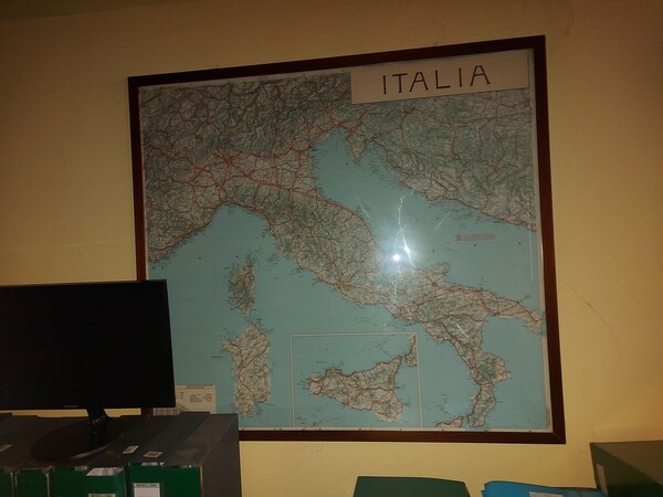 1#8116 Arredi e macchine elettroniche da ufficio in vendita - foto 73