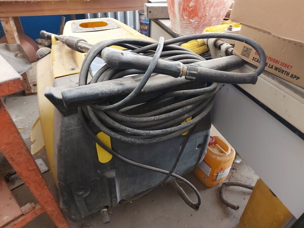 6#8118 Arredi da ufficio in vendita - foto 3