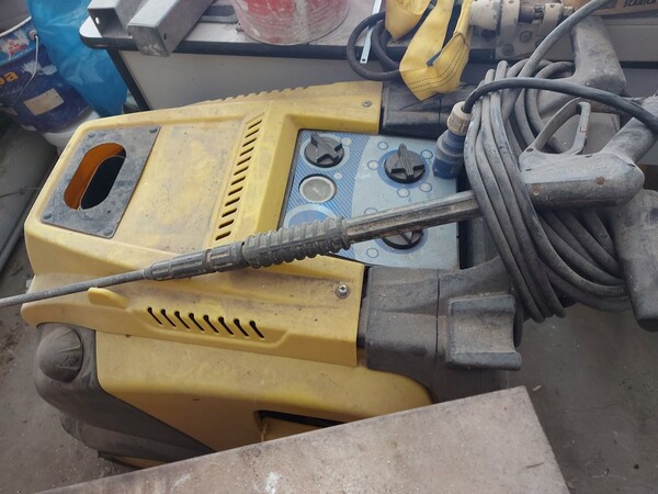 6#8118 Arredi da ufficio in vendita - foto 4