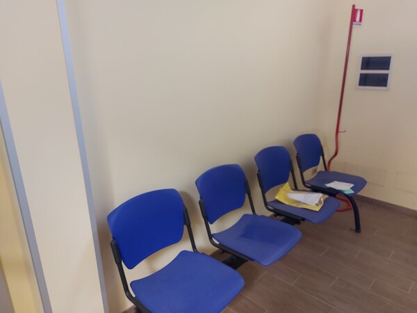 6#8118 Arredi da ufficio in vendita - foto 11