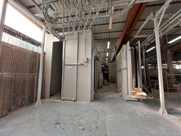 1#8123 Cessione di azienda dedita alla produzione serramenti in legno in vendita - foto 24