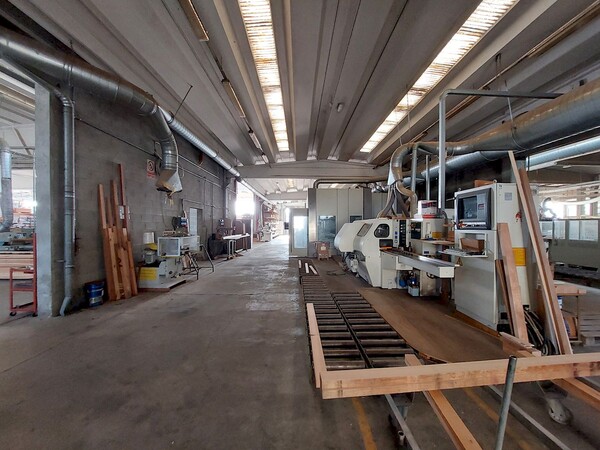 1#8123 Cessione di azienda dedita alla produzione serramenti in legno in vendita - foto 50