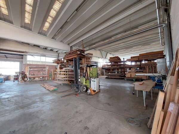 1#8123 Cessione di azienda dedita alla produzione serramenti in legno in vendita - foto 60