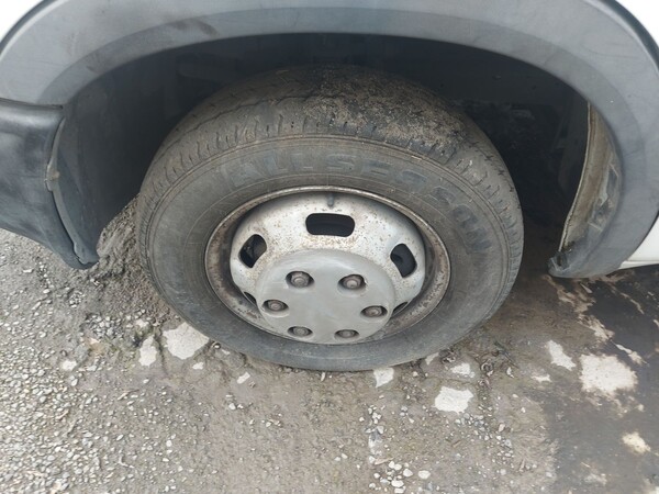 4#8127 Autocarro Iveco Daily 120C35 in vendita - foto 7