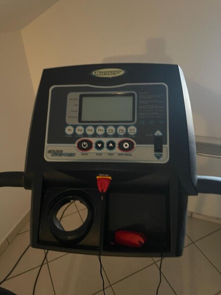 1#8132 Macchine da cucire e attrezzatura palestra in vendita - foto 10