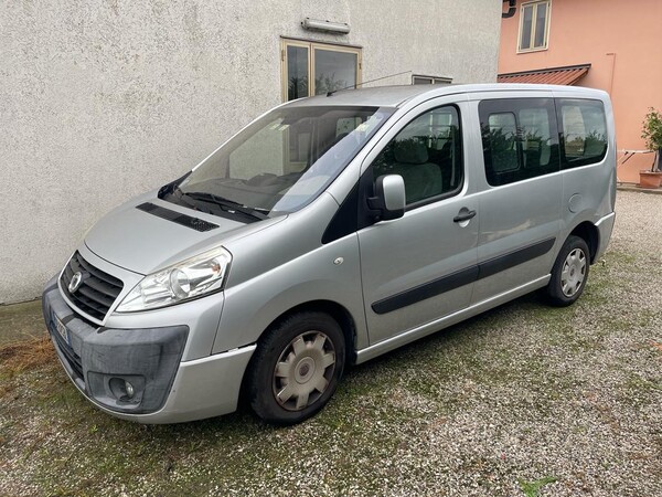 1#8134 Autocarro Fiat Scudo e carrellini portapacchi in vendita - foto 1