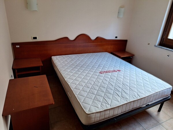 1#8141 Attrezzature e mobilio di hotel in vendita - foto 22