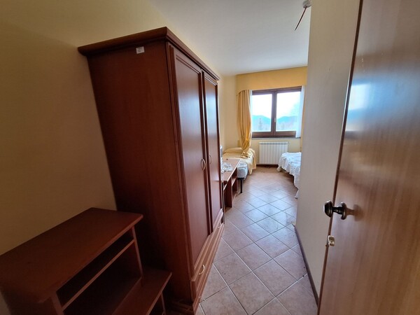 1#8141 Attrezzature e mobilio di hotel in vendita - foto 37