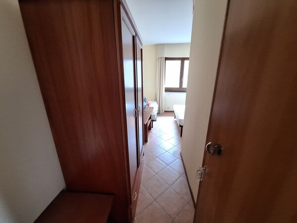 1#8141 Attrezzature e mobilio di hotel in vendita - foto 38
