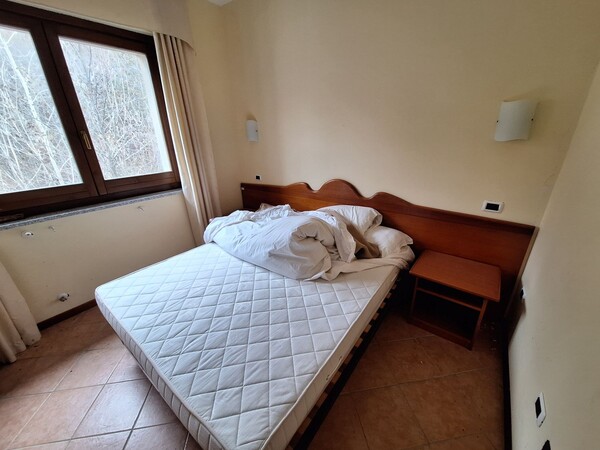 1#8141 Attrezzature e mobilio di hotel in vendita - foto 39