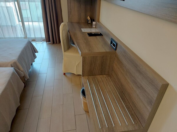 1#8146 Arredi per camere hotel in vendita - foto 12