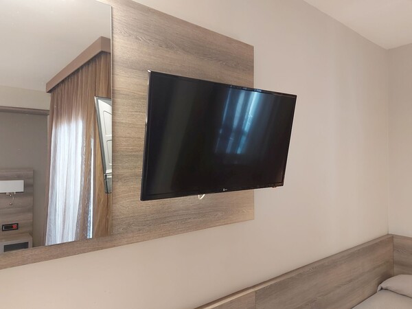 1#8146 Arredi per camere hotel in vendita - foto 15