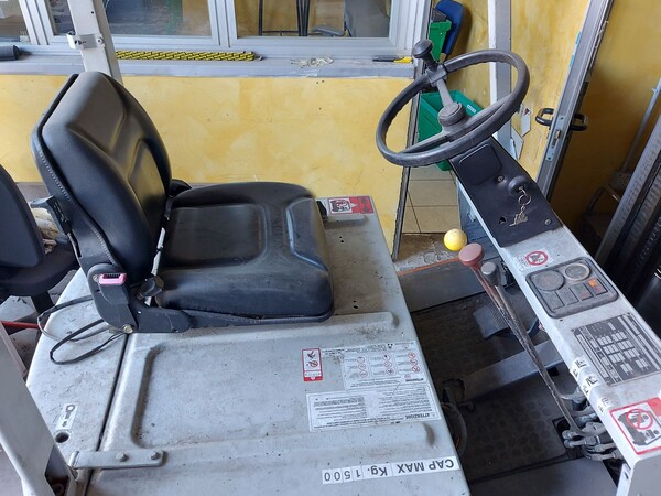 1#8152 Carrello elevatore elettrico Fiat Om in vendita - foto 4