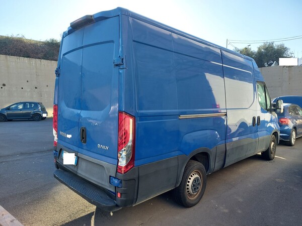2#8158 Furgone Iveco Daily 35-110 in vendita - foto 5