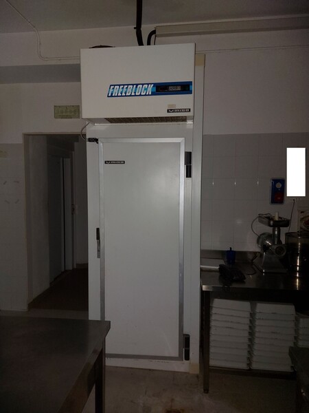 1#8172 Attrezzature ed arredo per ristorazione in vendita - foto 25