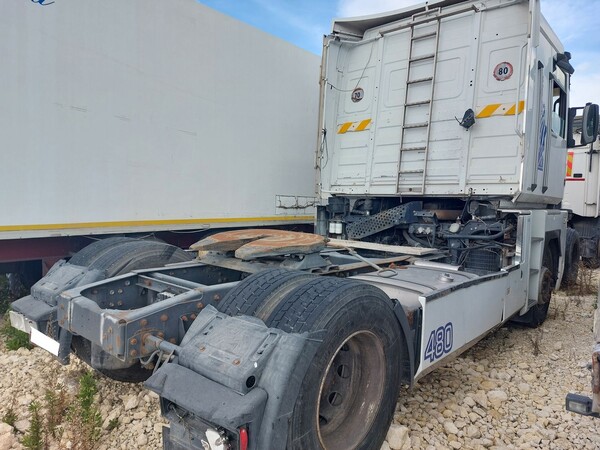 7#8177 Trattore stradale Renault in vendita - foto 2