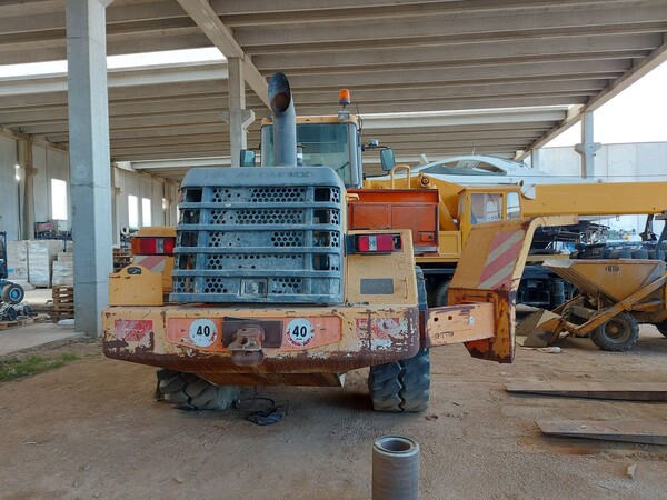 5#8178 Pala Gommata Doosan Daewoo in vendita - foto 3