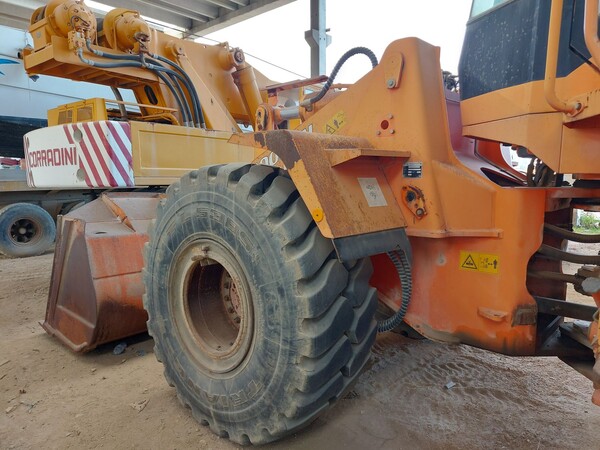 5#8178 Pala Gommata Doosan Daewoo in vendita - foto 7