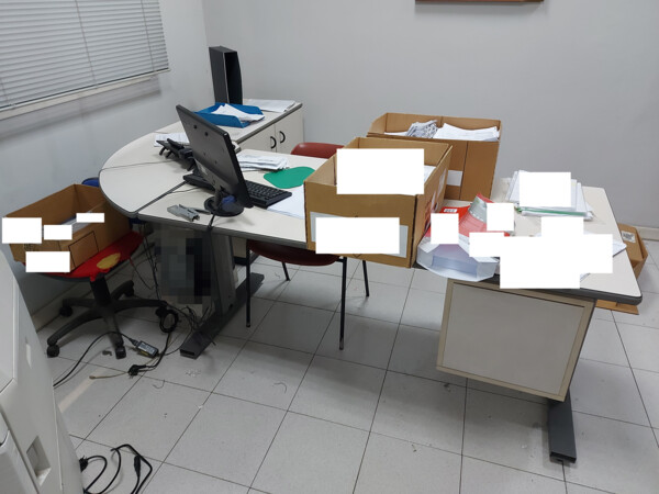 46#8179 Arredamento da ufficio e macchine elettroniche in vendita - foto 4