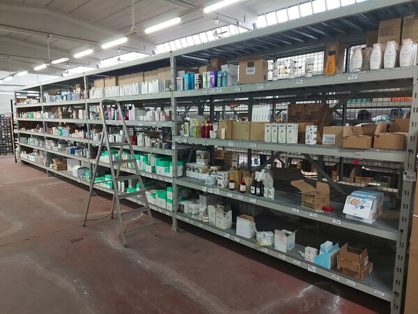 65#8179 Prodotti cosmetici e per la cura del corpo in vendita - foto 6