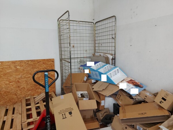 66#8179 Scaffalature e Carrello elevatore OM e Arredamento da ufficio in vendita - foto 42
