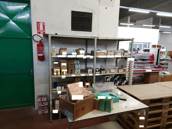 66#8179 Scaffalature e Carrello elevatore OM e Arredamento da ufficio in vendita - foto 46