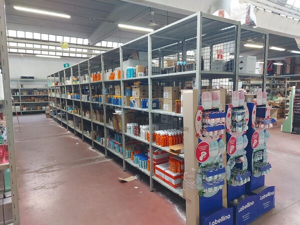 65#81791 Prodotti cosmetici e per la cura del corpo in vendita - foto 12