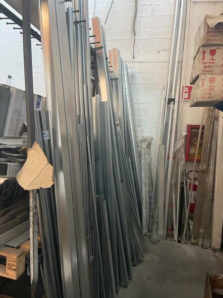 4#8183 Scaffalature e giacenze di magazzino in vendita - foto 14