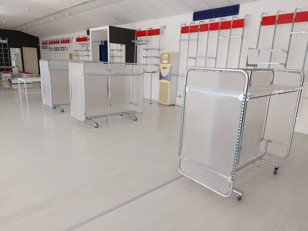 1#8185 Arredamento per negozio in vendita - foto 12