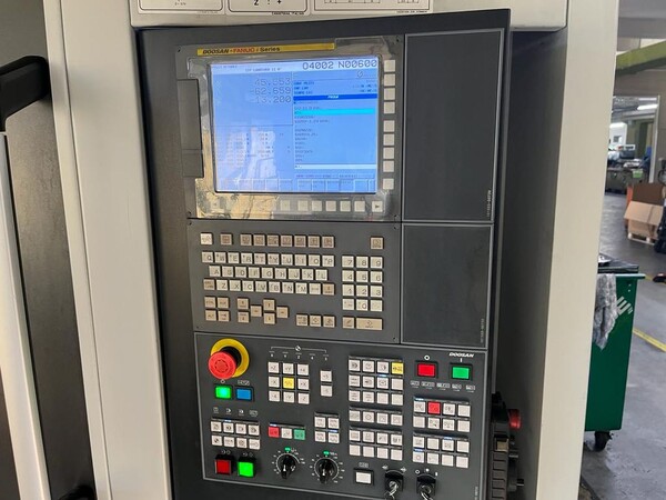 3#8195 Centro di lavoro verticale Doosan in vendita - foto 11