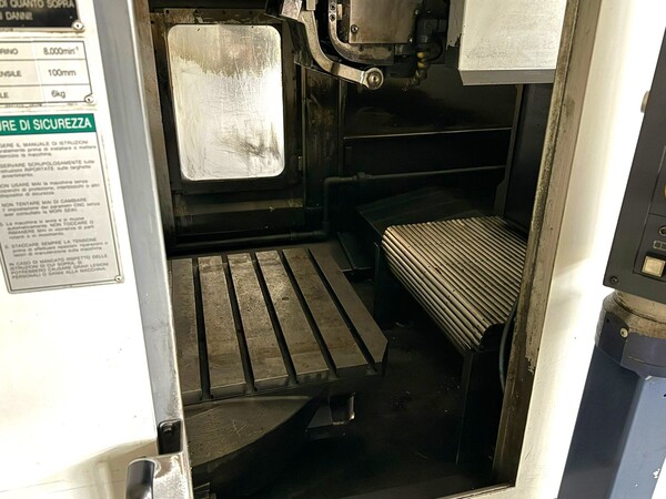 6#8195 Centro di lavoro verticale Mori Seiki in vendita - foto 6