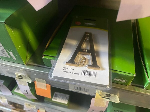 2#8204 Giacenze di magazzino di ferramenta in vendita - foto 10