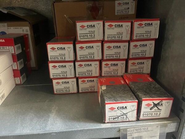4#8204 Giacenze di magazzino di chiavi vergini in vendita - foto 4
