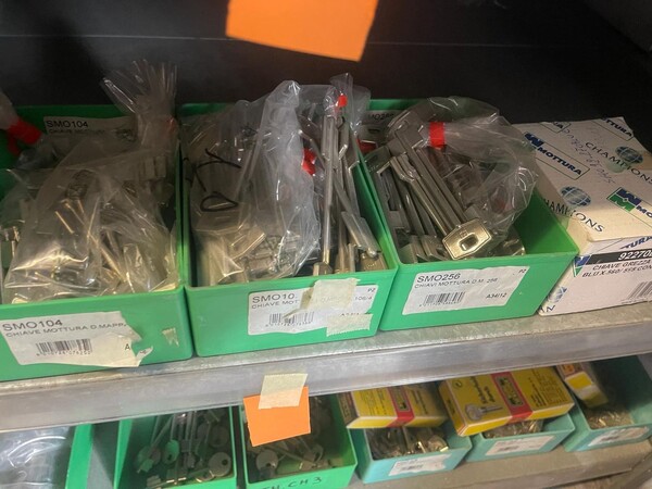 4#8204 Giacenze di magazzino di chiavi vergini in vendita - foto 9