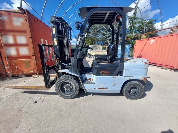 2#8207 Carrello Elevatore Utilev in vendita - foto 2