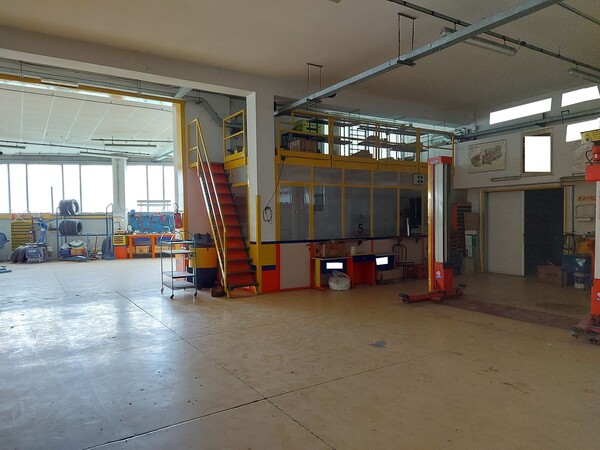1#8209 Attrezzatura officina meccanica e autovettura Fiat Stilo in vendita - foto 8
