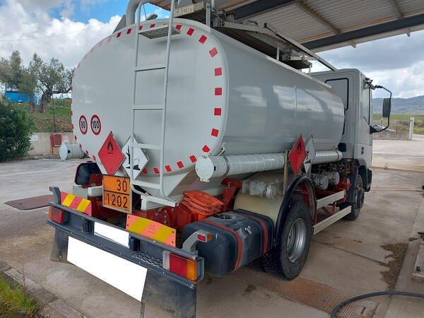 1#8211 Cessione di azienda svolgente l'esercizio di deposito carburanti in vendita - foto 42